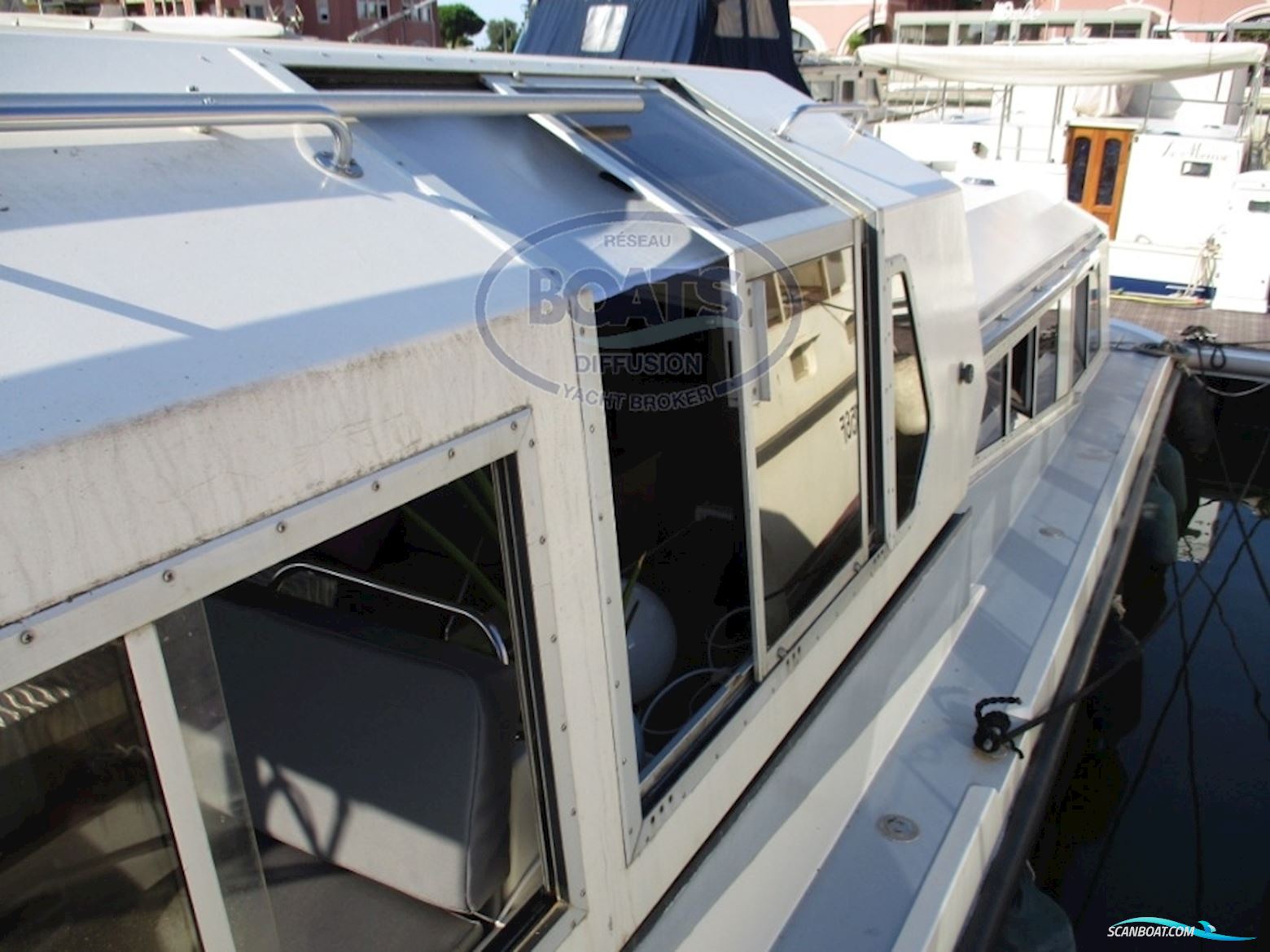 Connoisseur PENICHETTE JAMAICA 12.20