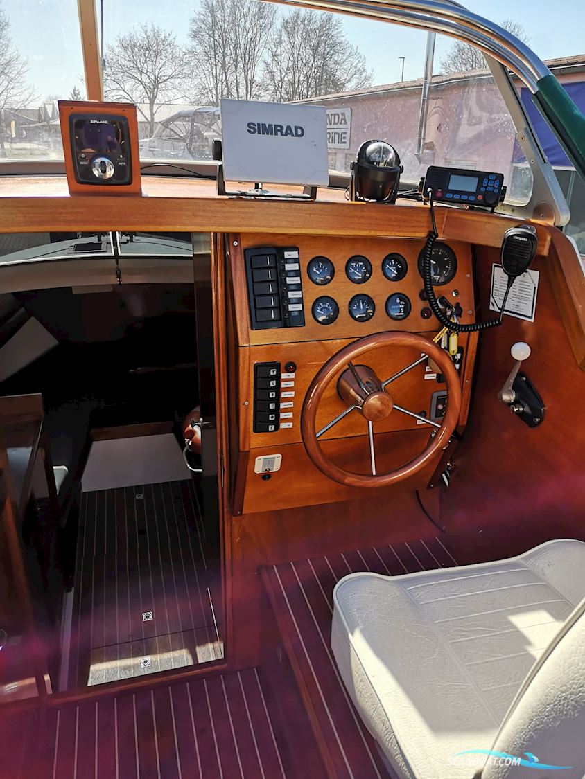 Coronet 22 Explorer