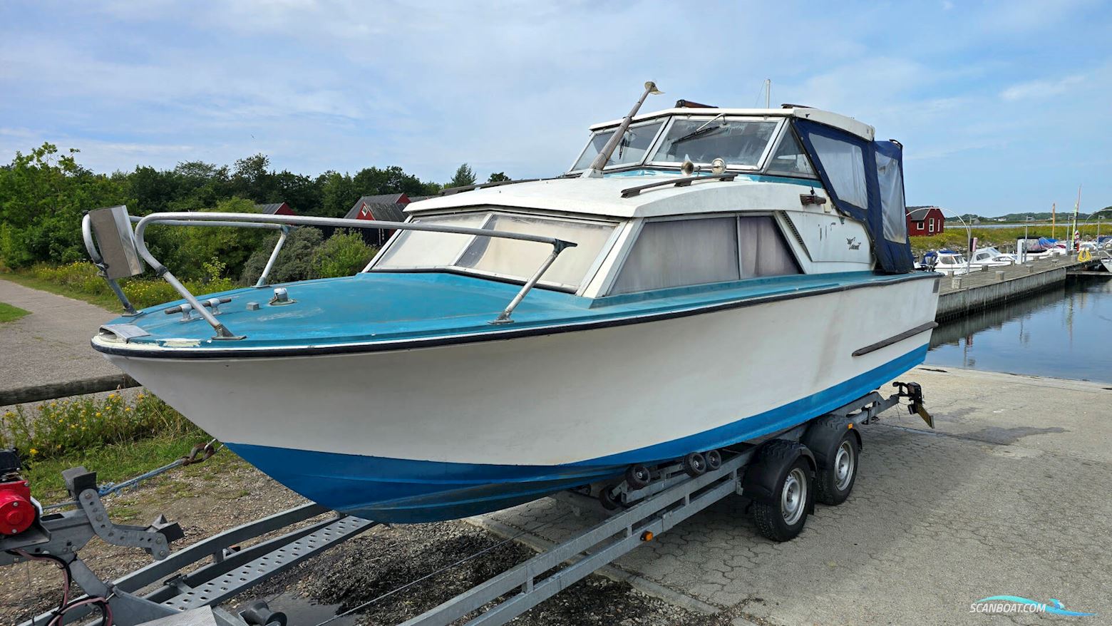 Coronet 24 Cabin