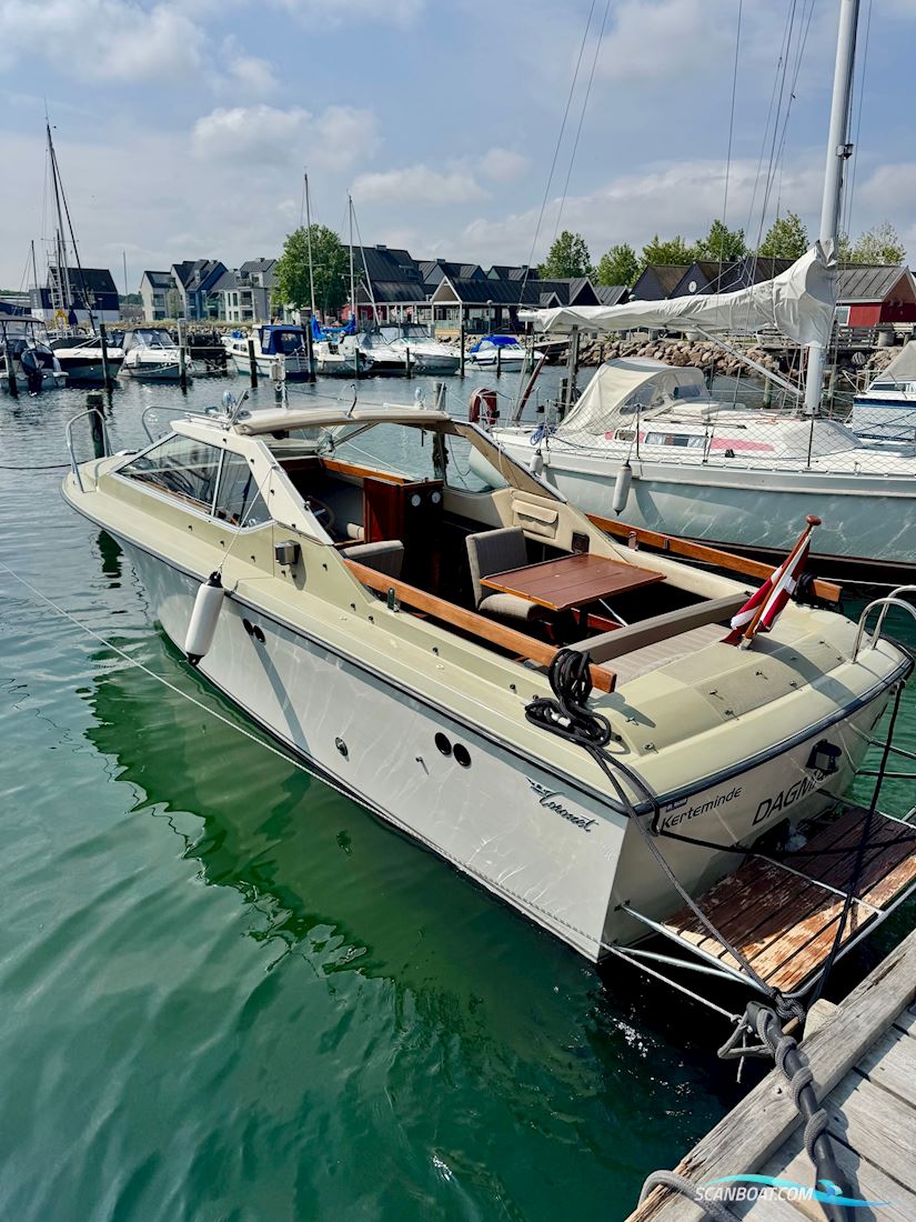 Coronet 24 Midi