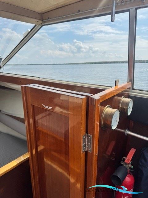 Coronet 24 Midi
