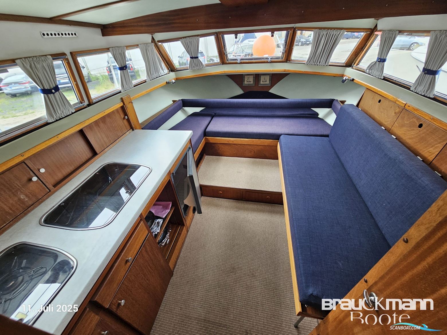 Coronet 27