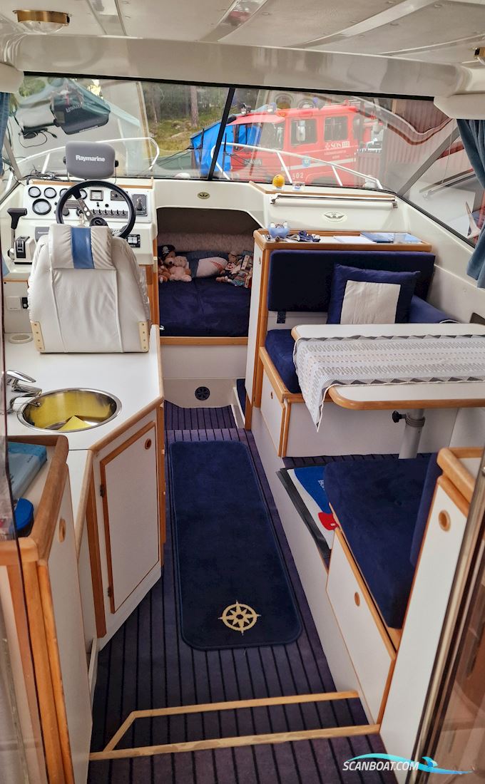 Coronet 280 Fly