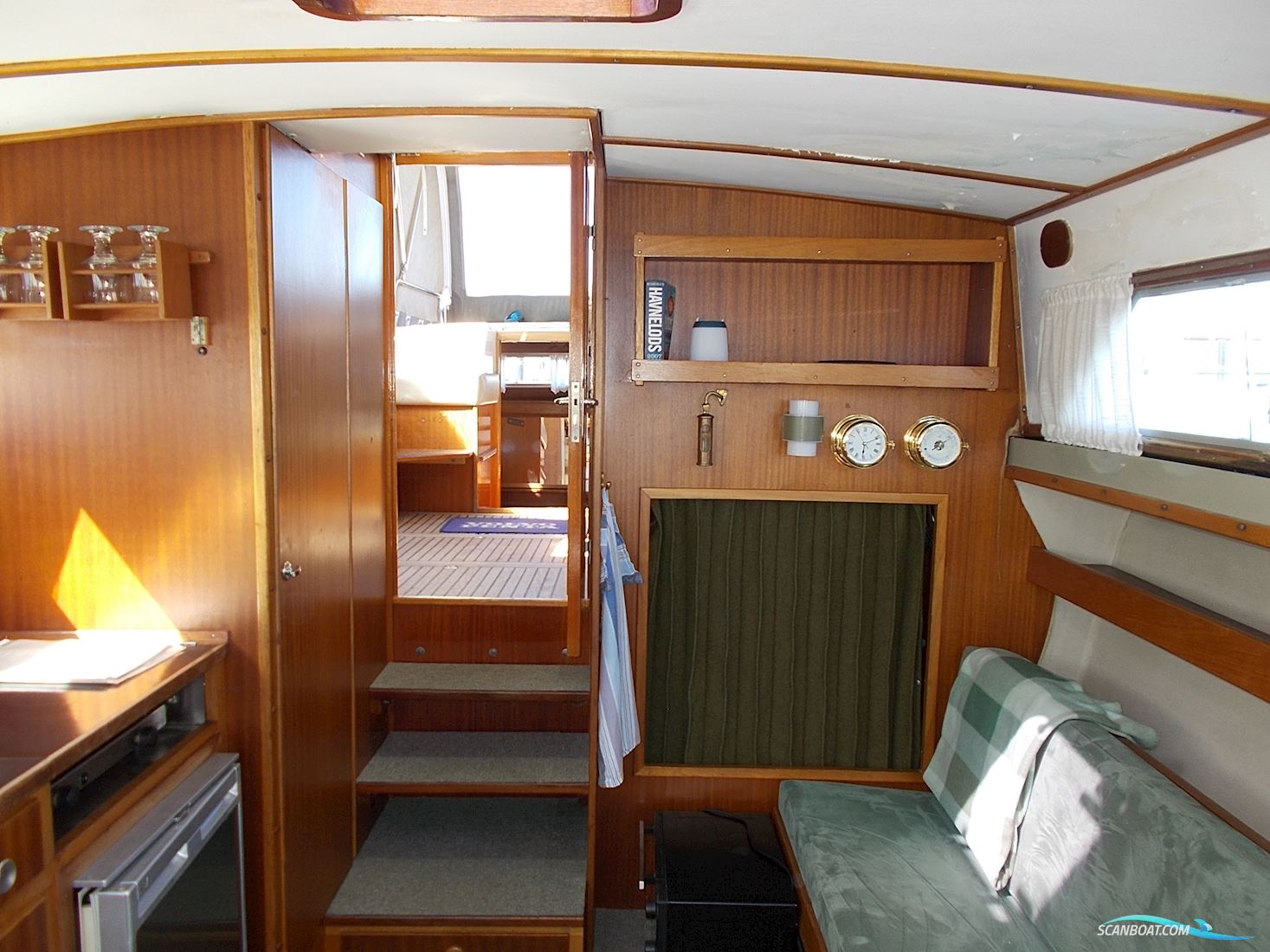 Coronet 31 Aft Cabin