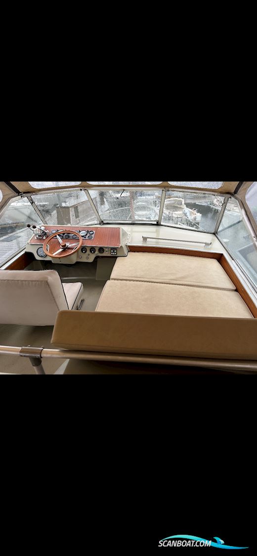 Coronet 32 Oceanfarer