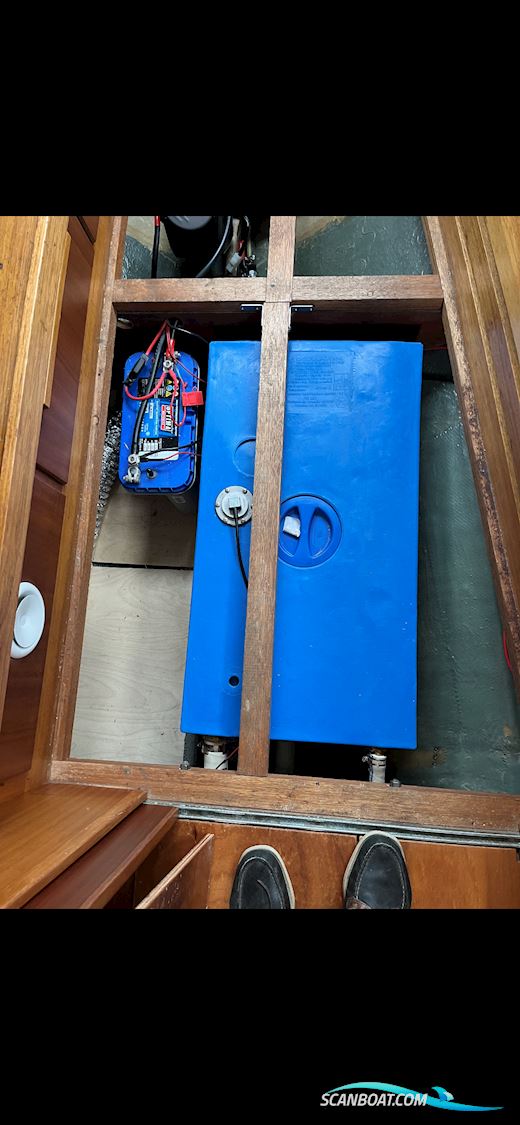 Coronet 32 Oceanfarer