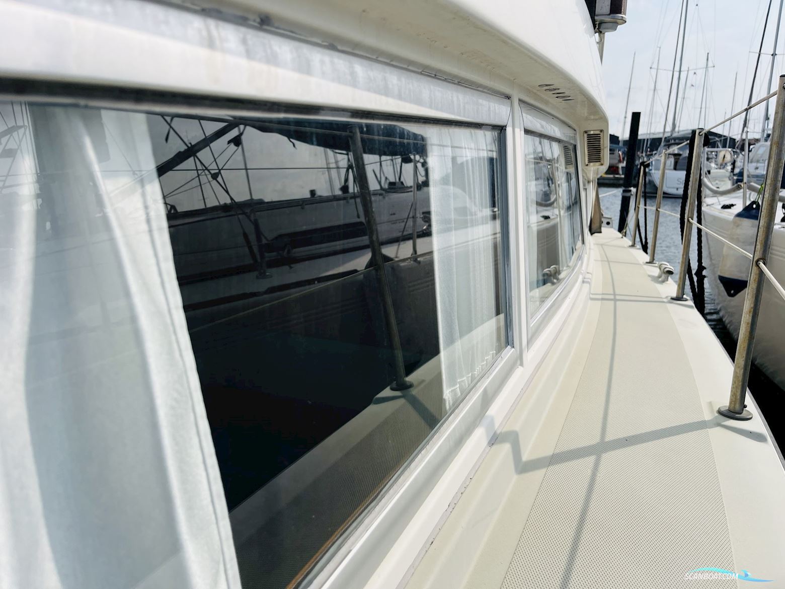 Coronet 32 Oceanfarer