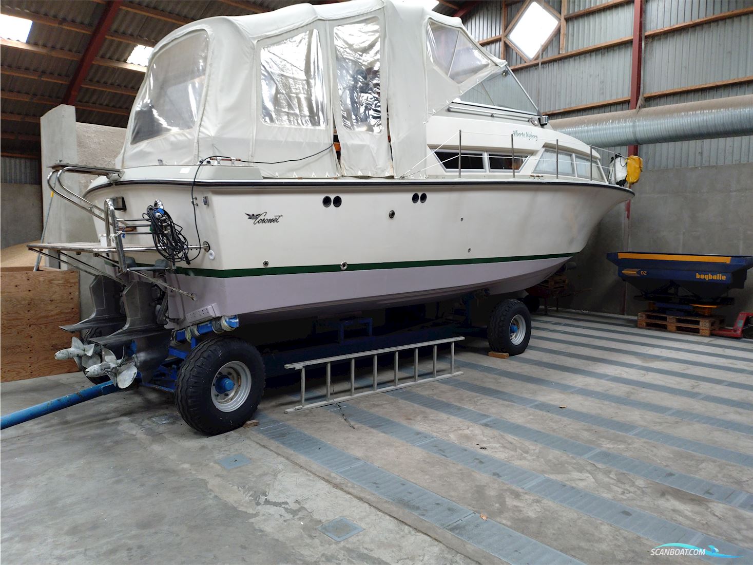 Coronet 32 Oceanfarer