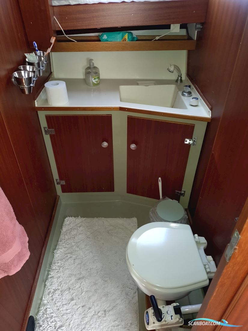Coronet 32 Oceanfarer