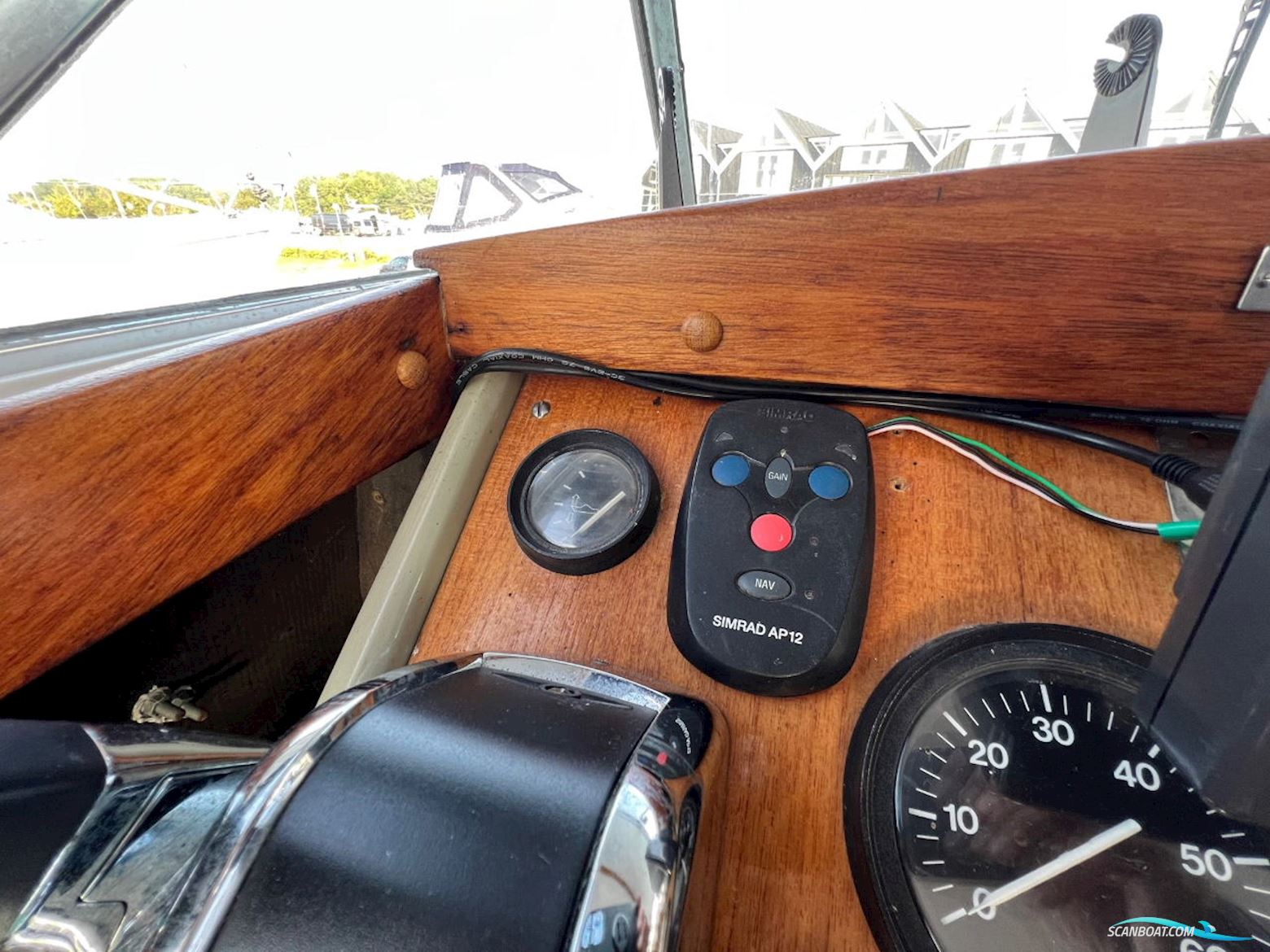 Coronet De Luxe 24 Cabin