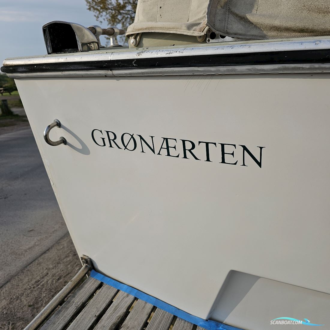 Coronet De Luxe 24 Cabin, Super Billigt April Nyere Mercury Motor