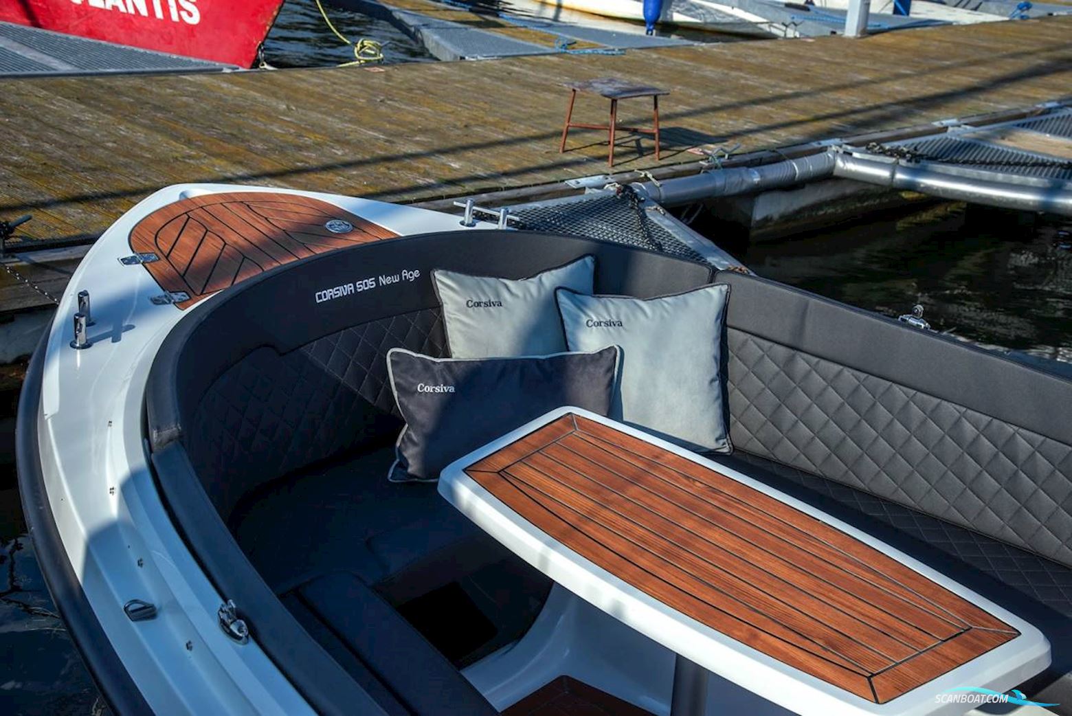 Corsiva 505 New Age - 25 HK Yamaha/Udstyr