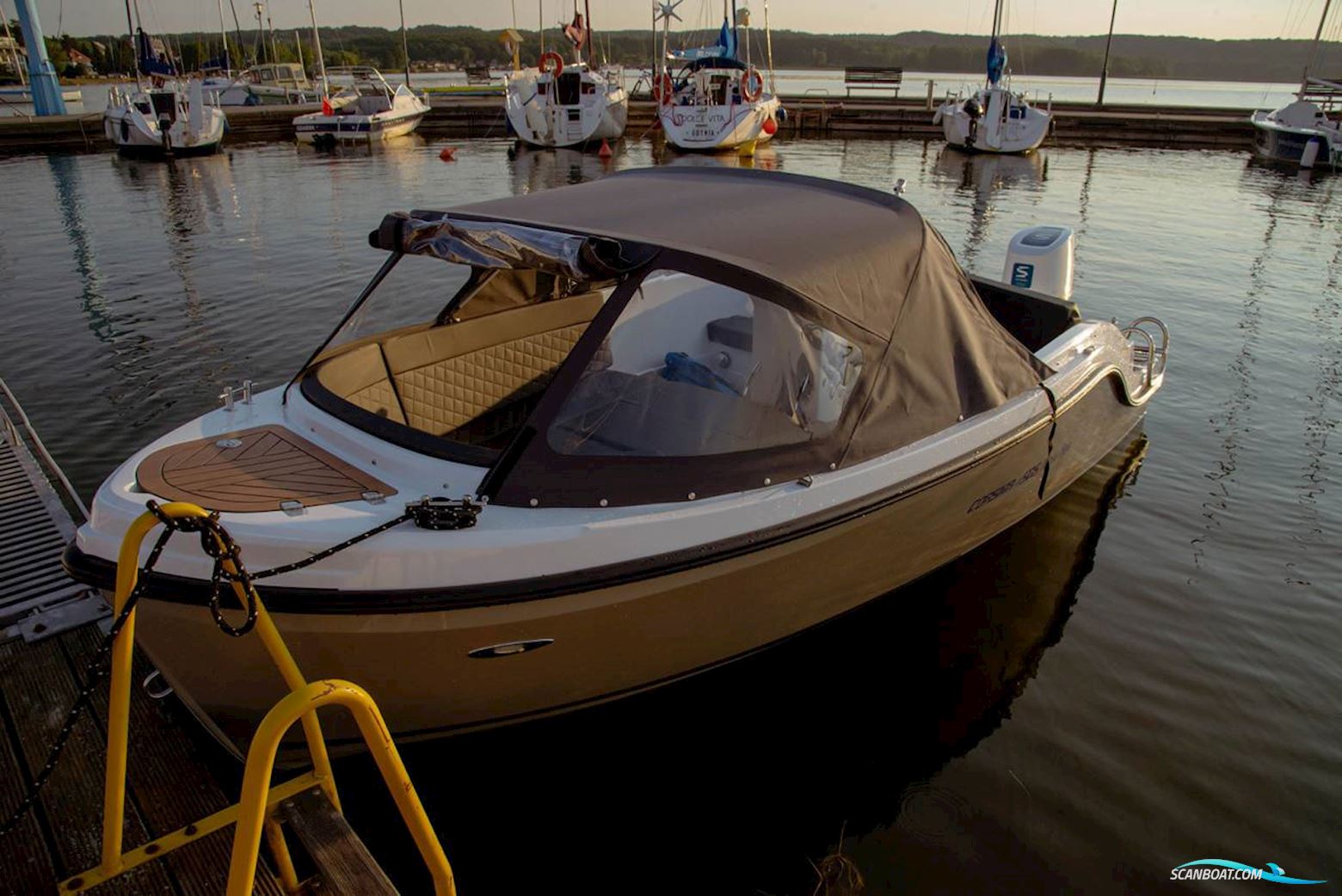 Corsiva 505 New Age Motorbåt 2024, Danmark