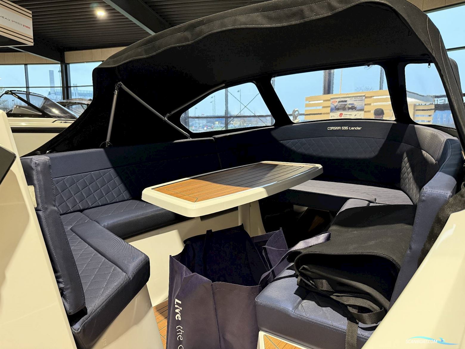 Corsiva 595 Tender - 40 HK Yamaha/Udstyr