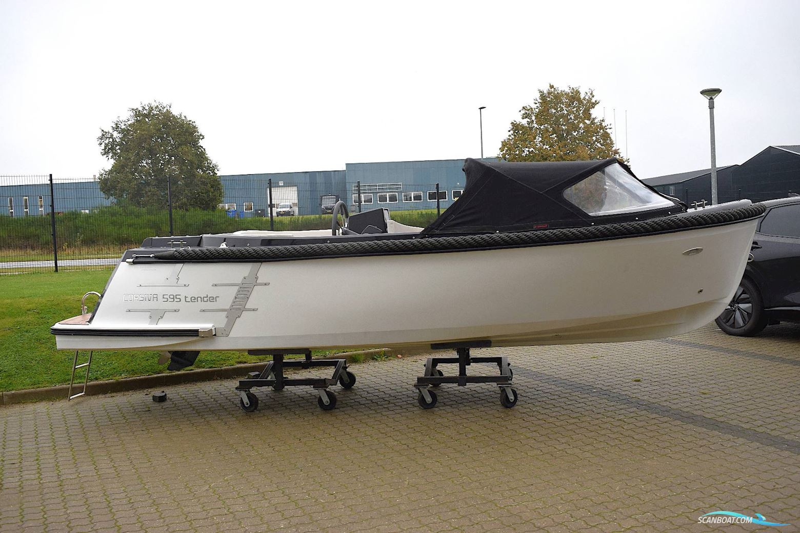 Corsiva 595 Tender 2017 - 25 HK Yamaha/Udstyr