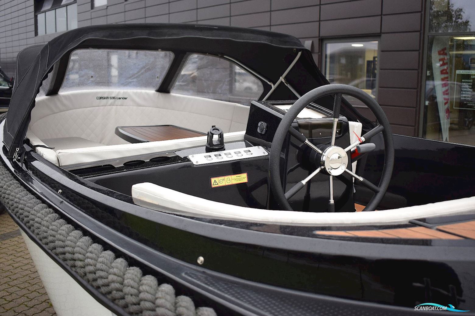 Corsiva 595 Tender 2017 - 25 HK Yamaha/Udstyr