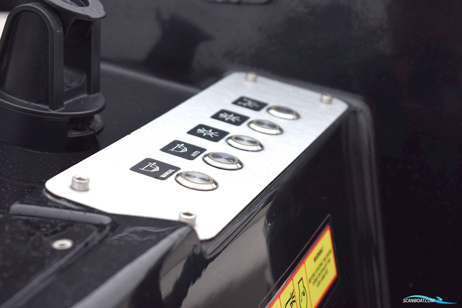 Corsiva 595 Tender 2017 - 25 HK Yamaha/Udstyr