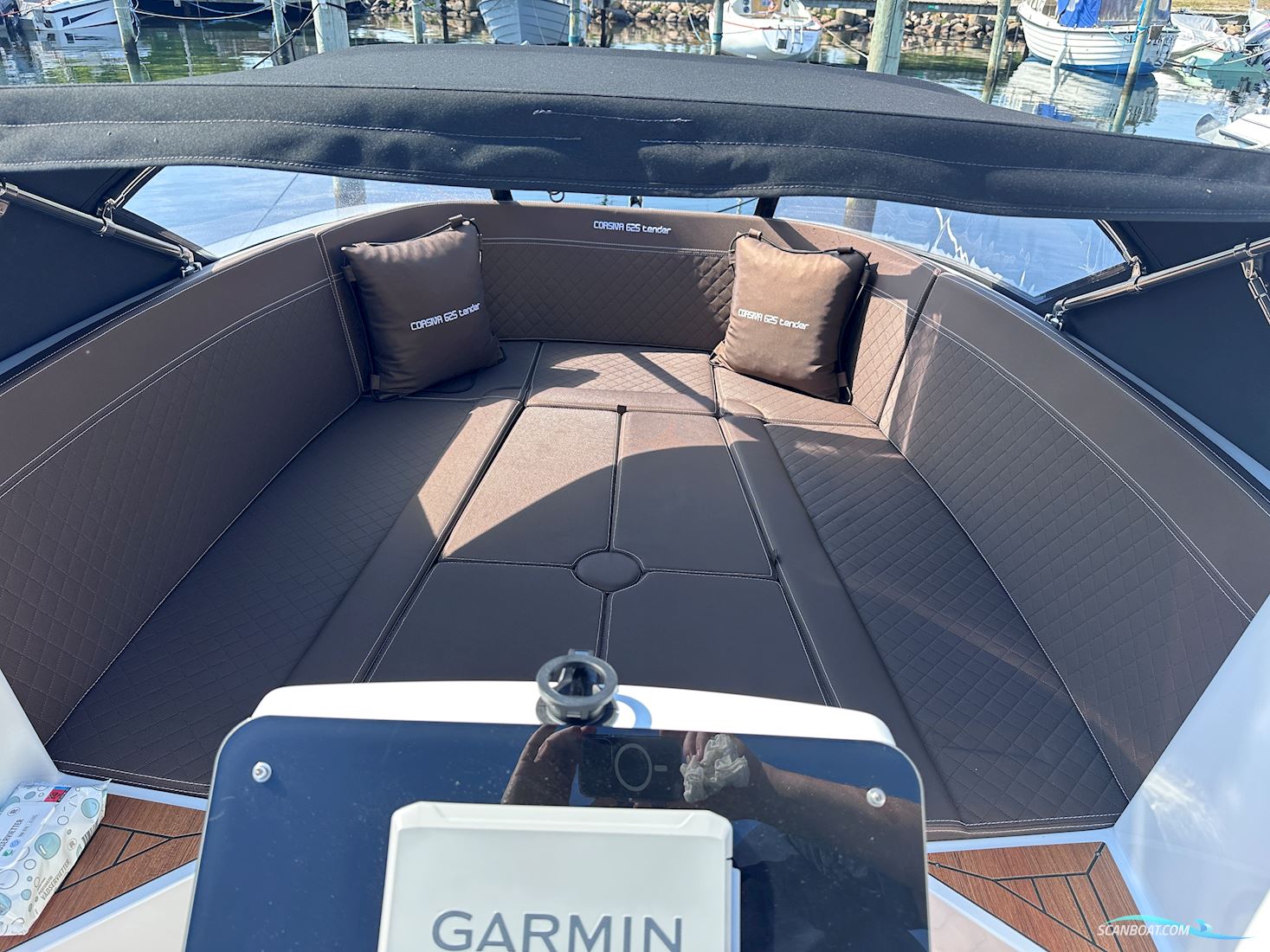 Corsiva 625 Tender