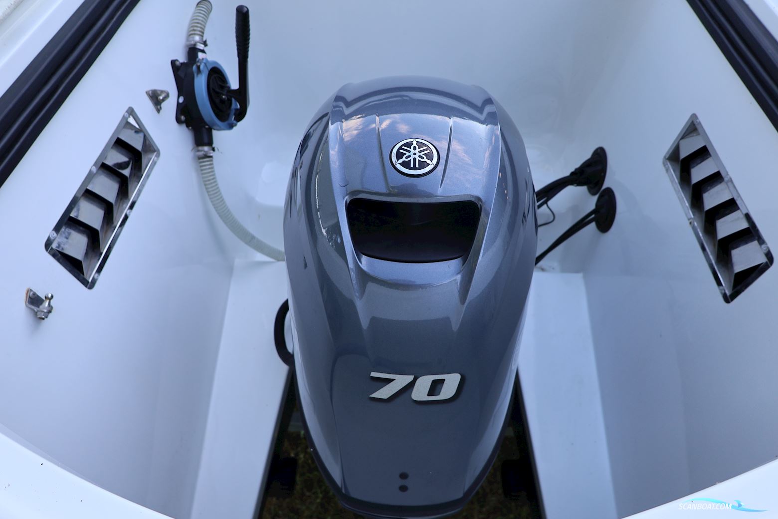 Corsiva 690 Tender