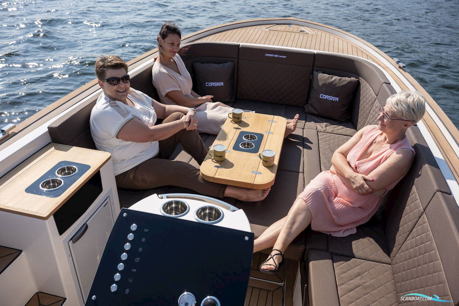 Corsiva 800 Tender - 40 HK Yamaha/Udstyr