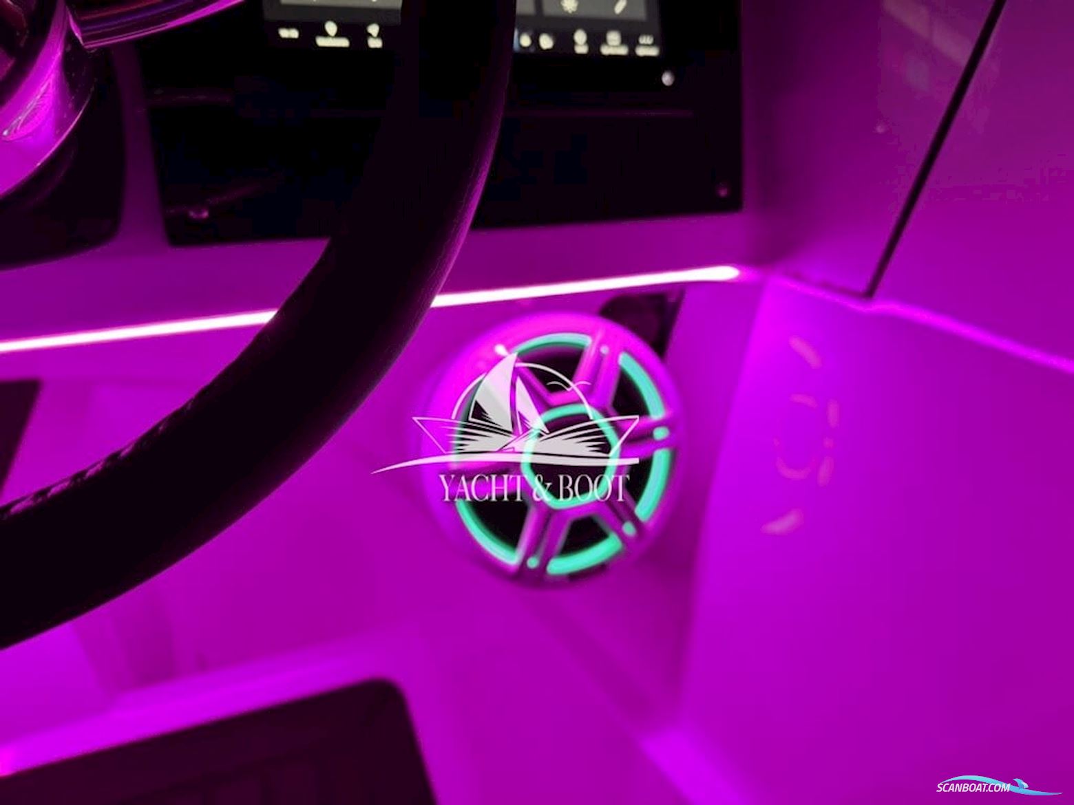 Corsiva Yachting 607 Runabout