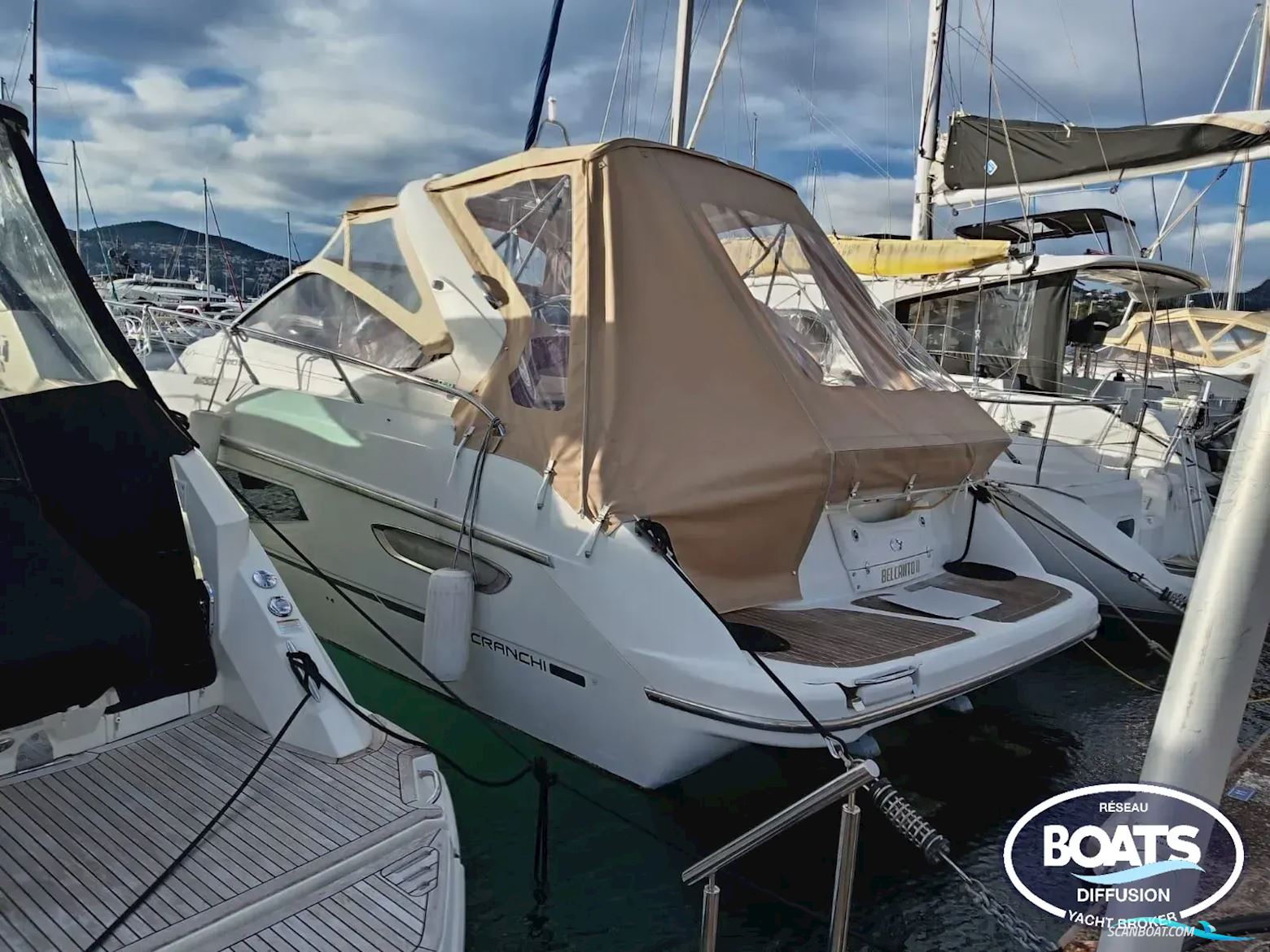 Cranchi 33 Motorbåt 2017, med Mercruiser motor, Frankrike