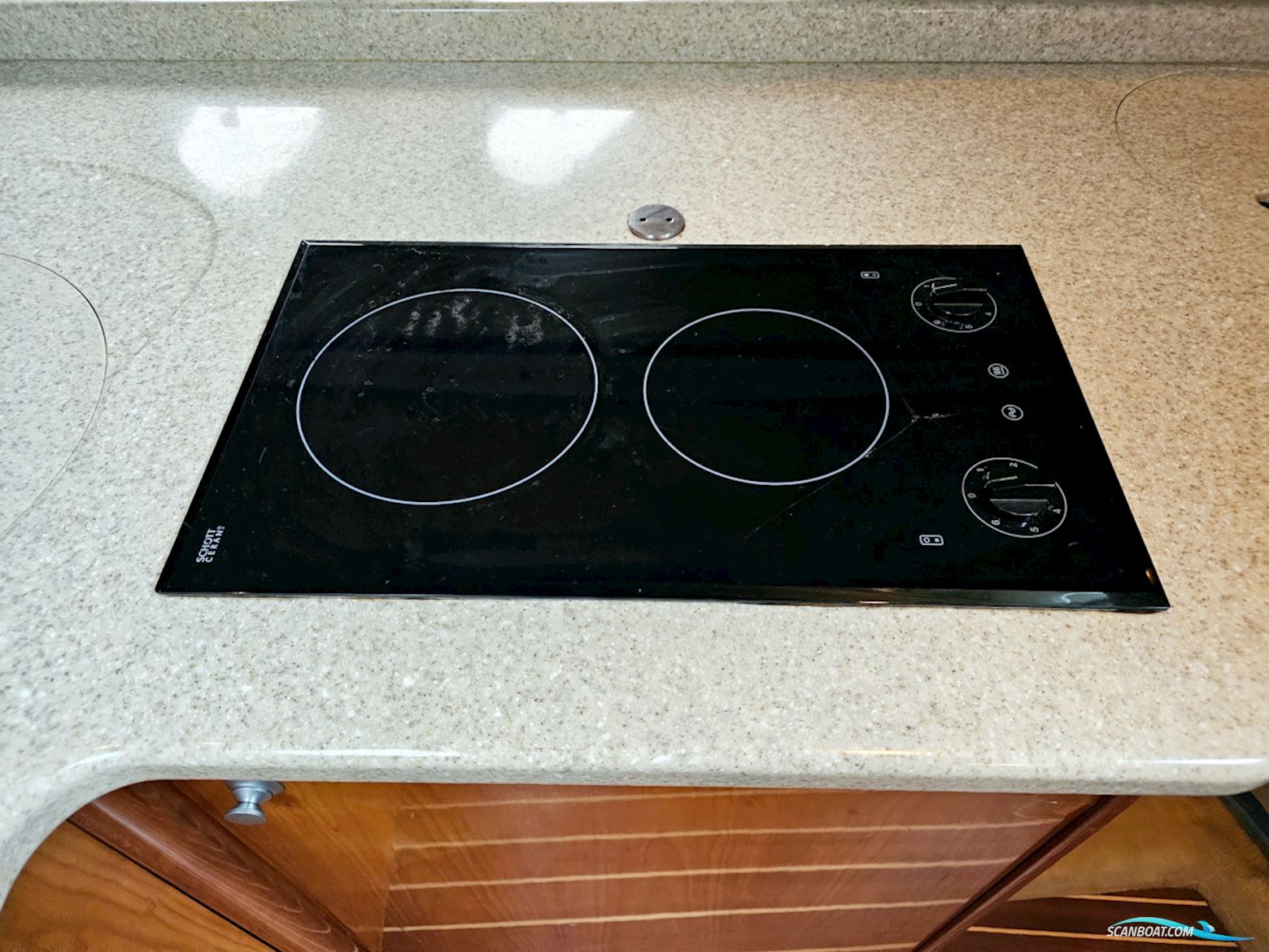 Cranchi 47 HT Volvo Penta D9-575 EVC