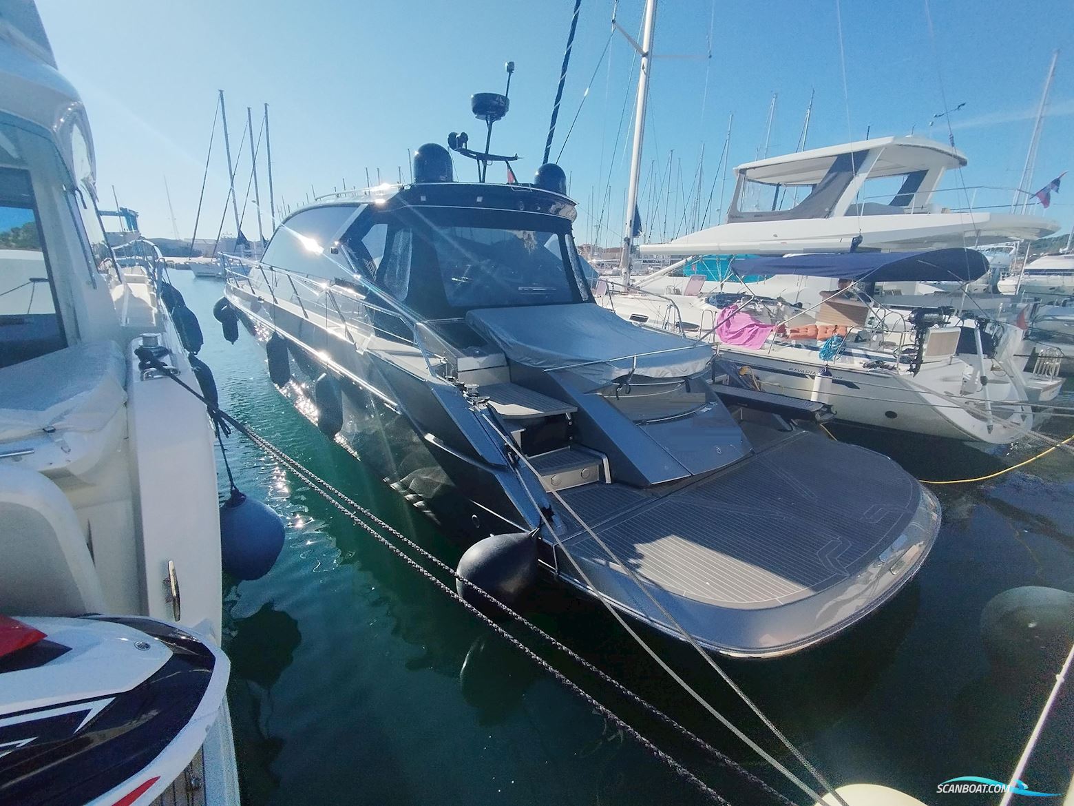 Cranchi 60 Motorbåt 2015, med Volvo Penta motor, Kroatien