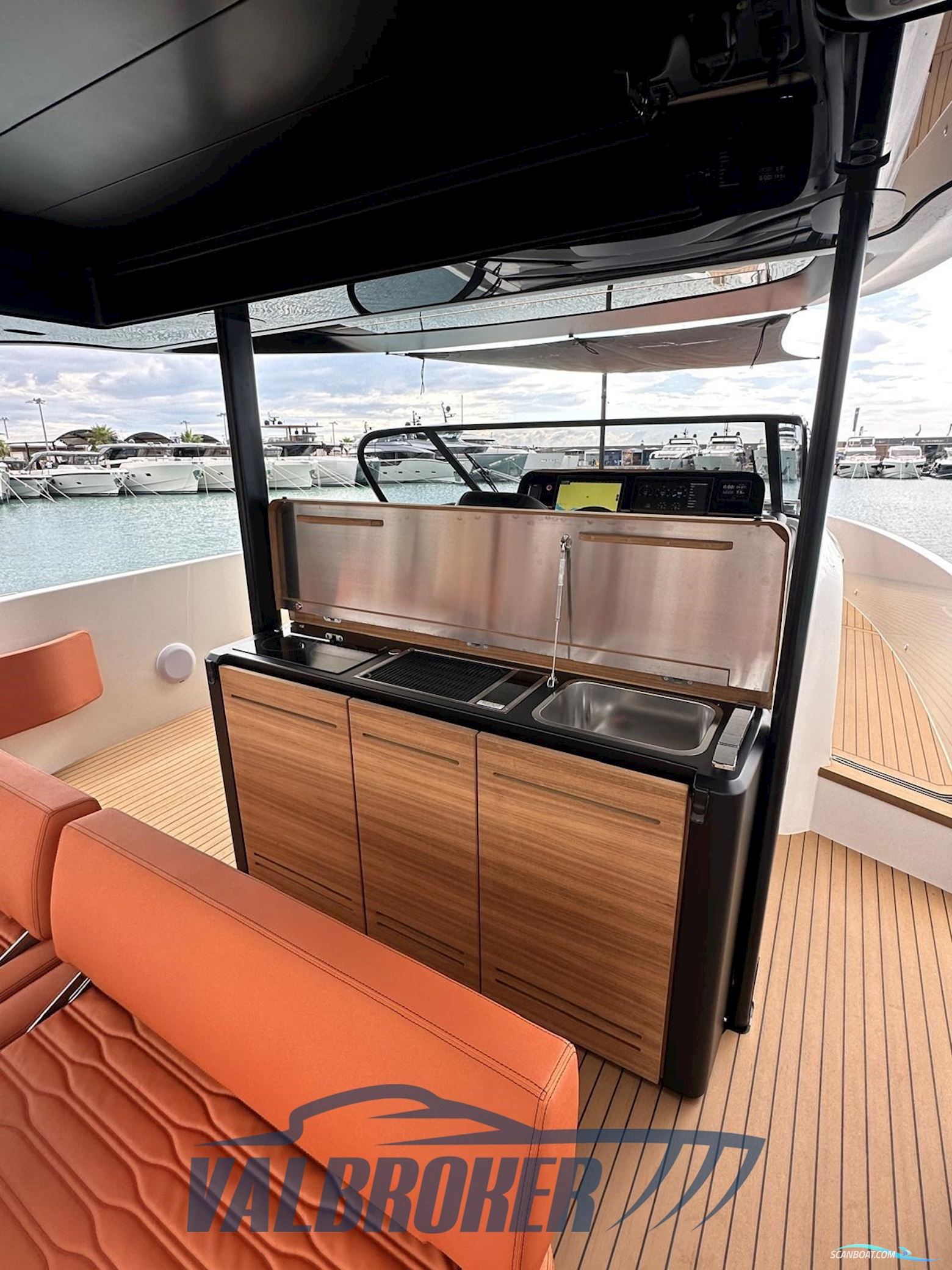 Cranchi A46 Luxury Tender