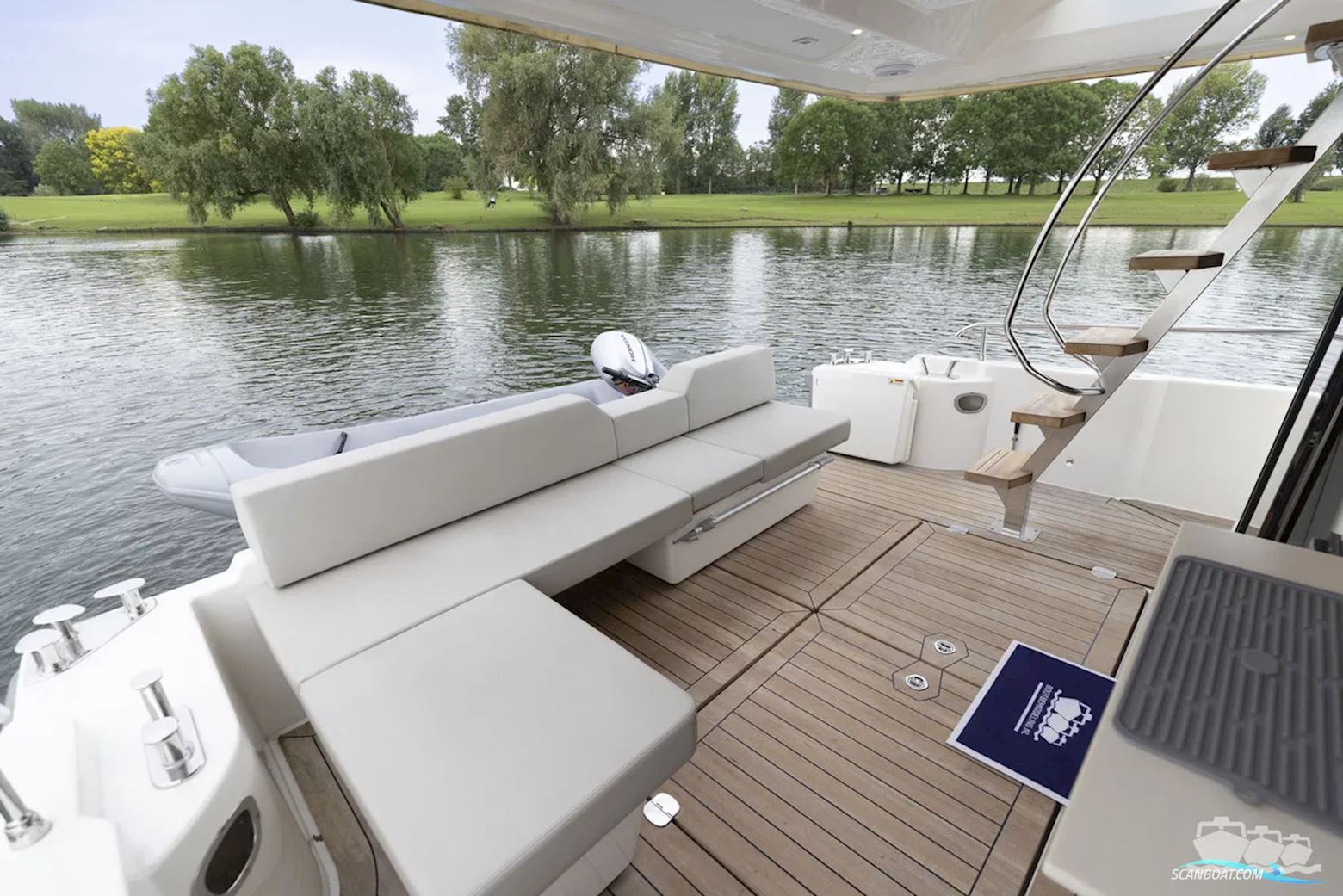 Cranchi Eco Trawler 43 Long Distance