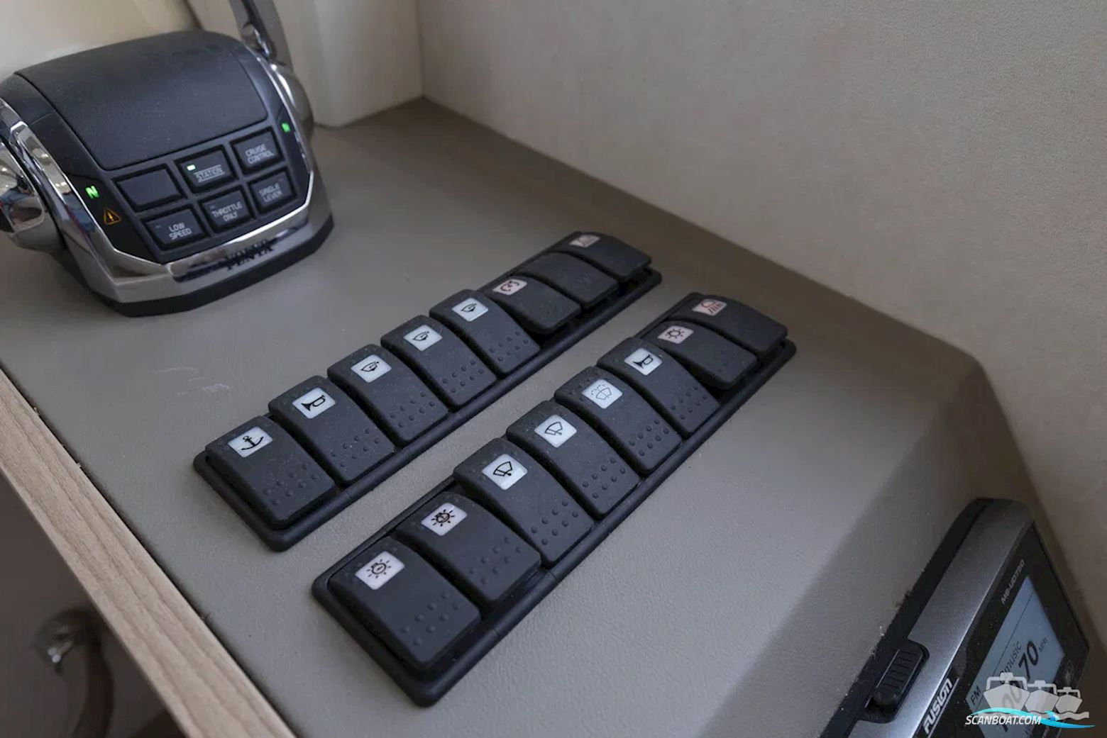 Cranchi Eco Trawler 43 Long Distance