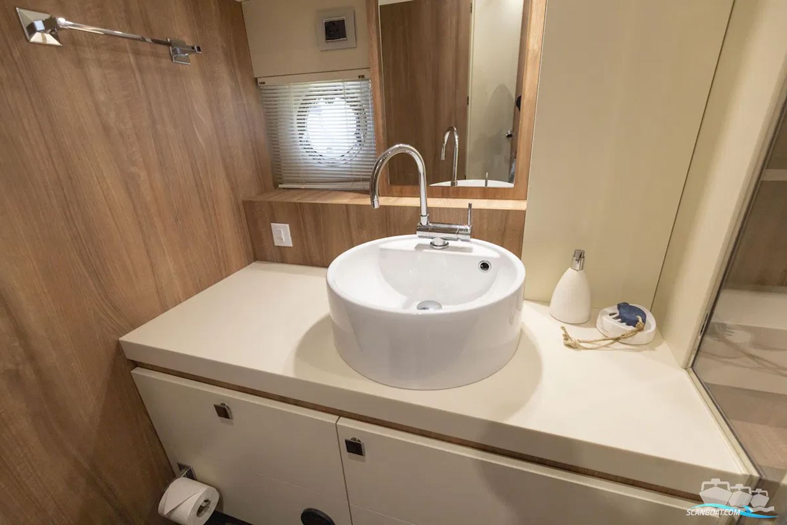 Cranchi Eco Trawler 43 Long Distance