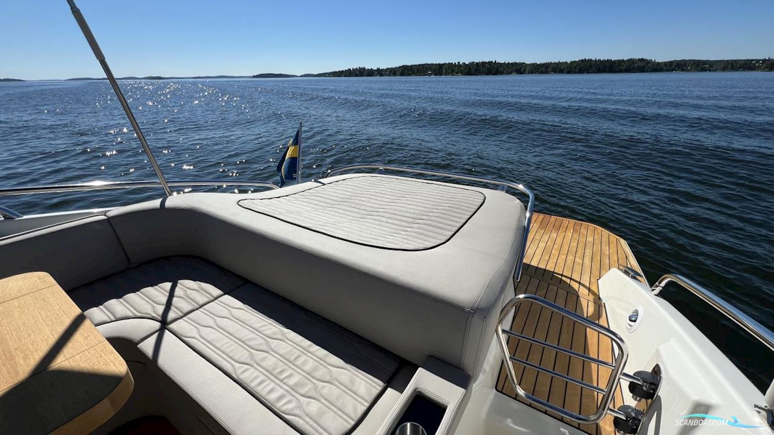 Cranchi Endurance 30