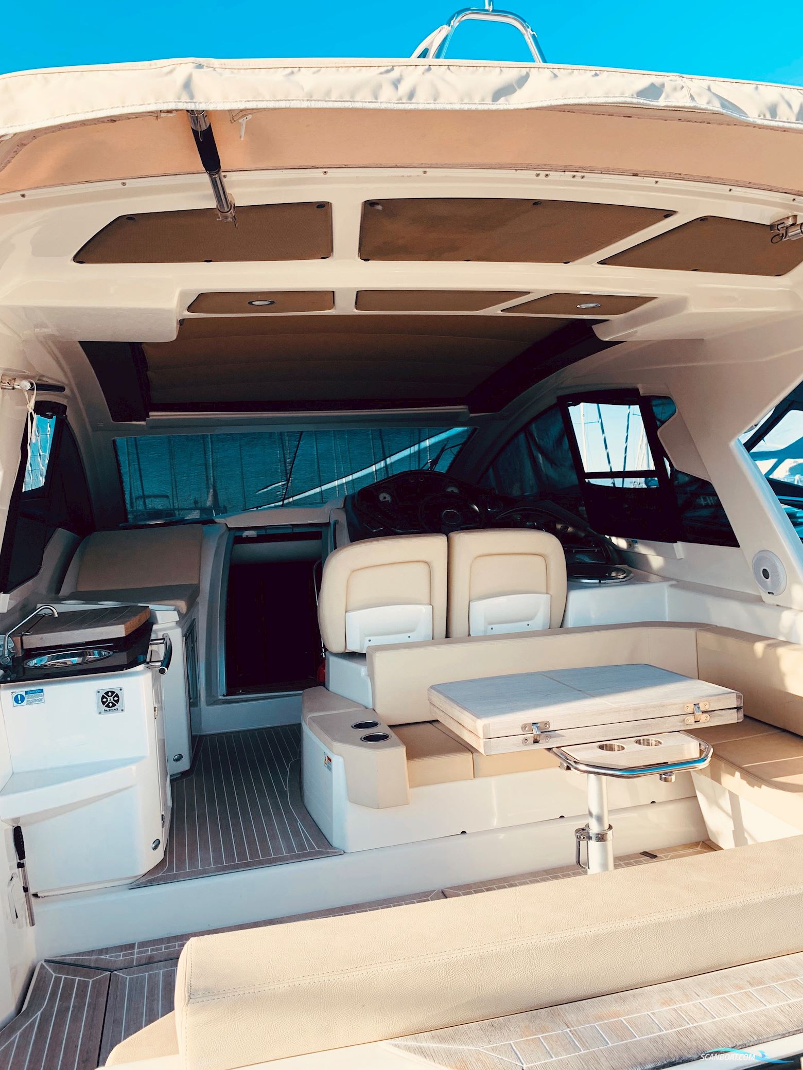 Cranchi M 38 HT - 2013 - DIESEL