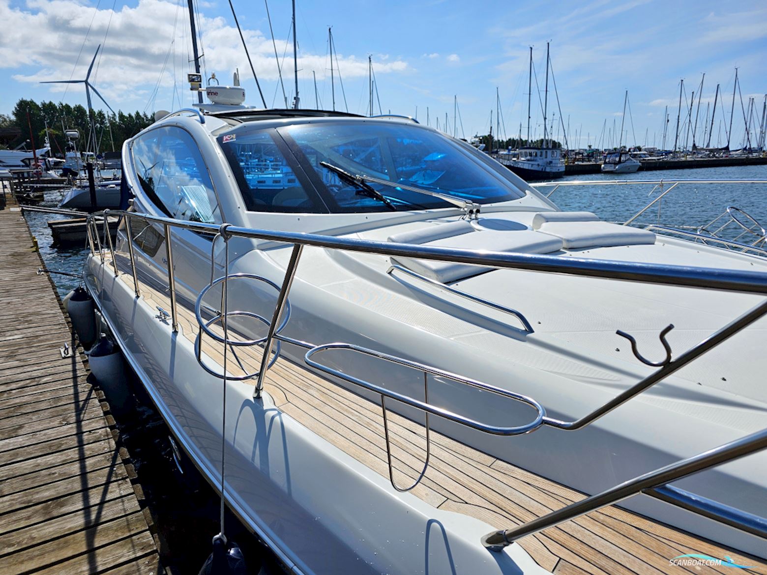 Cranchi Mediterranee 43 HT Volvo Penta IPS-600