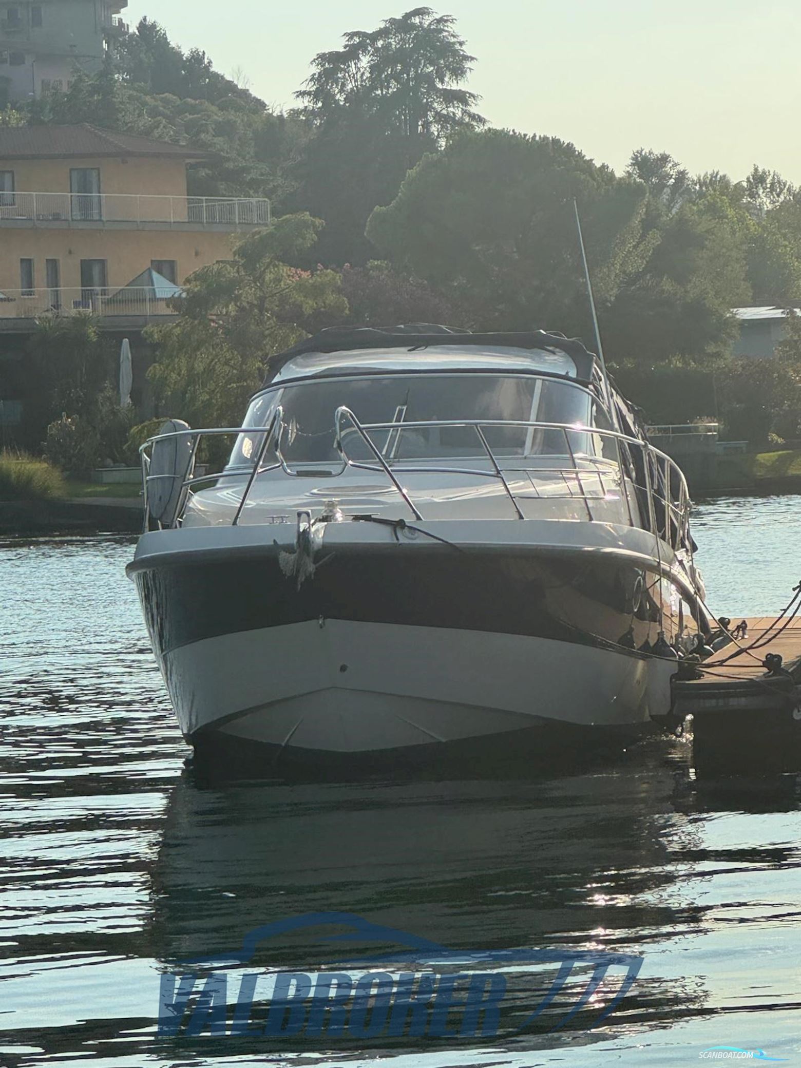 Cranchi Pelican 32 Motorbåt 2006, med Volvo Penta D4 motor, Italien