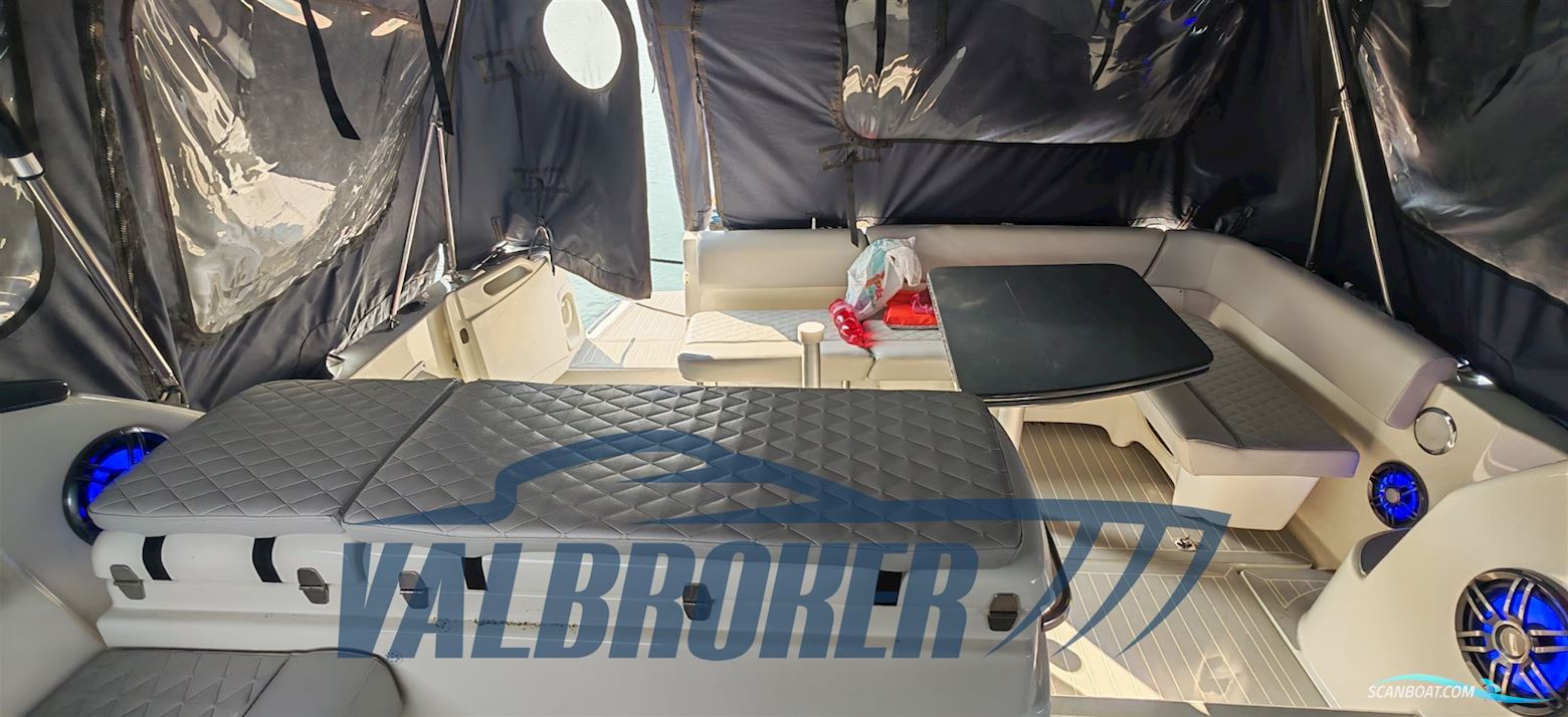 Cranchi Pelican 32