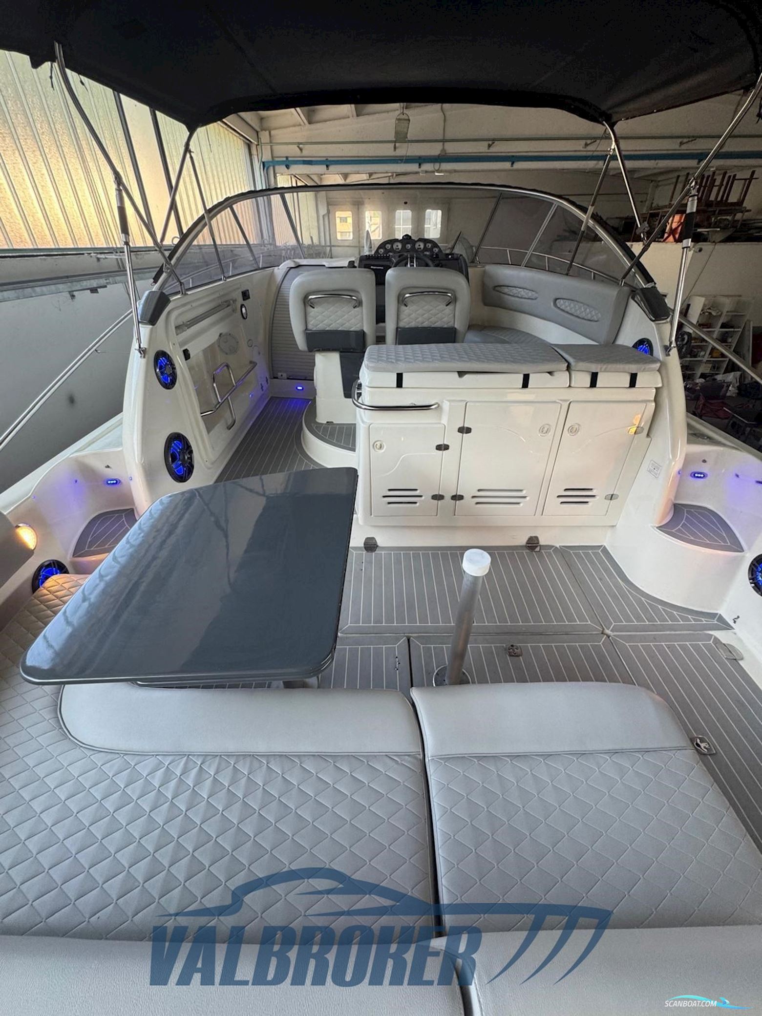Cranchi Pelican 32