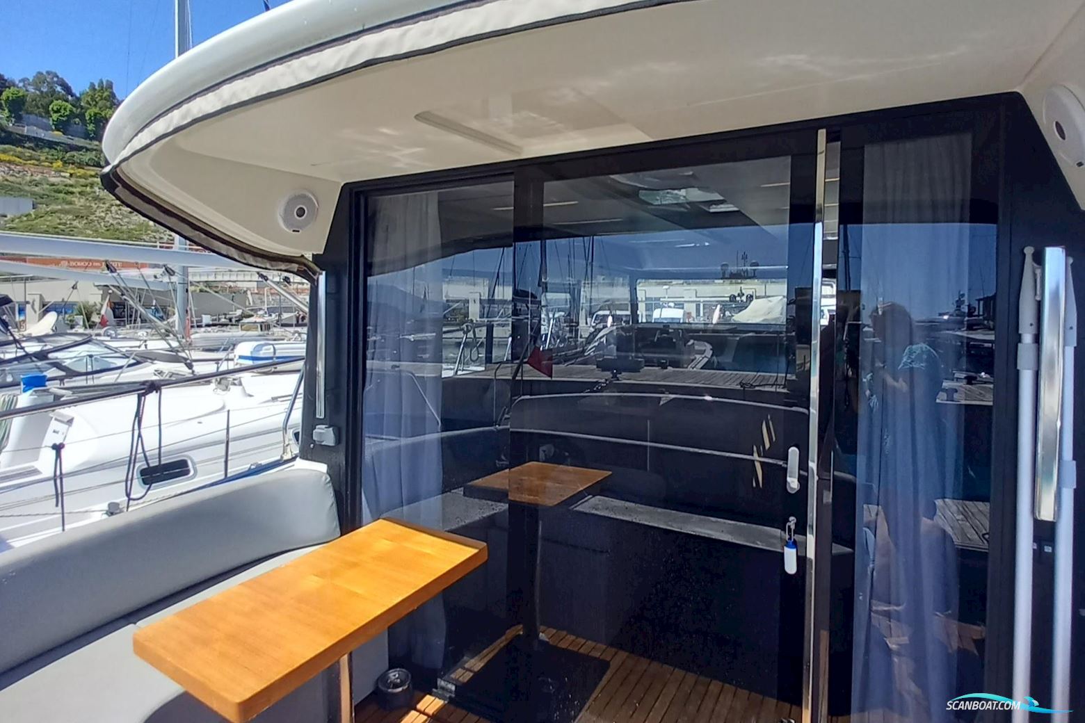 Cranchi T36 Crossover