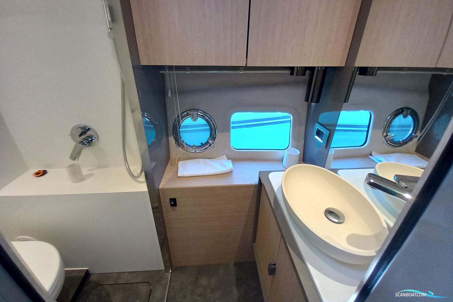 Cranchi T36 Crossover