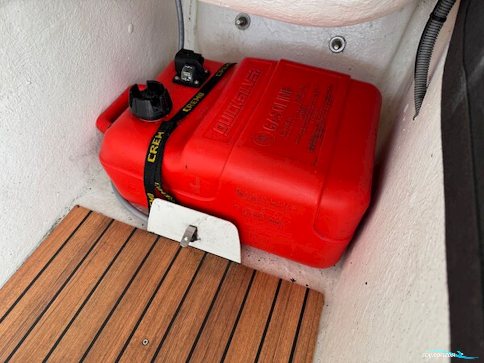 Cremo 550 HT Med F40 Mercury-Efi 4 Takt og 1300 kg Scandic Bådtrailer