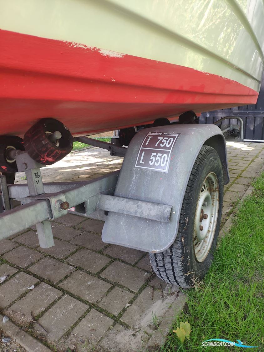 Crescent 535 Classic