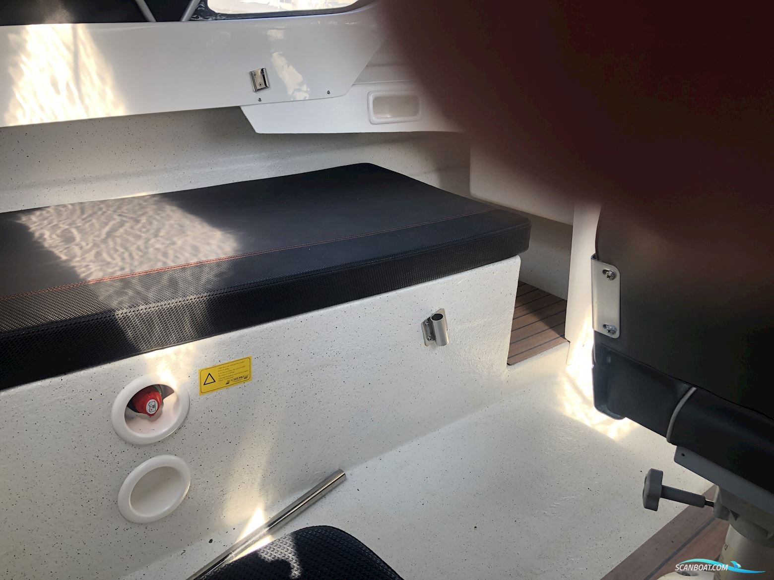 Crescent 535 Classic