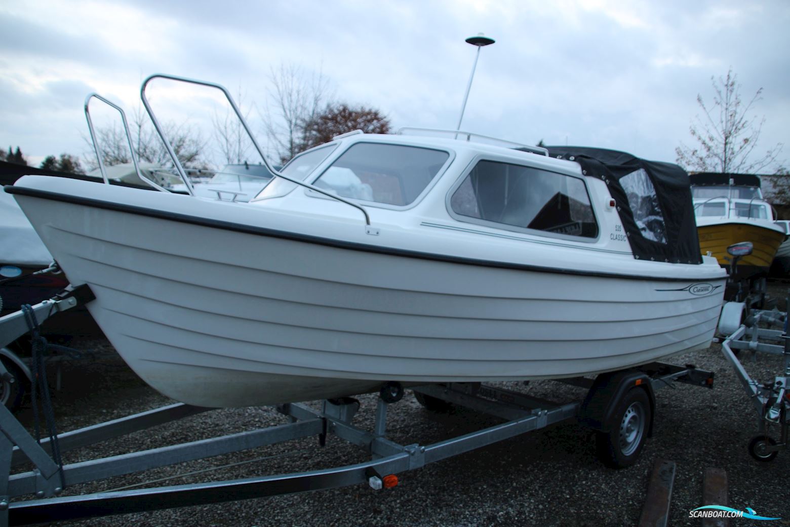 Crescent 535 Classic