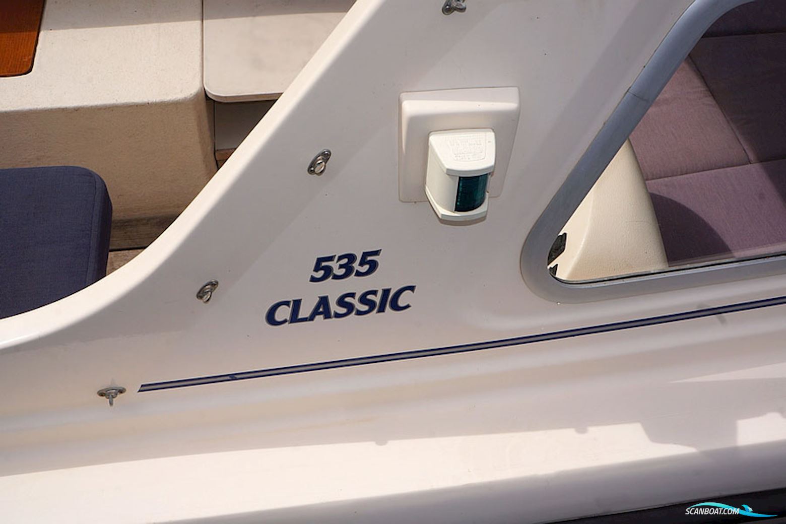 Crescent 535 Classic