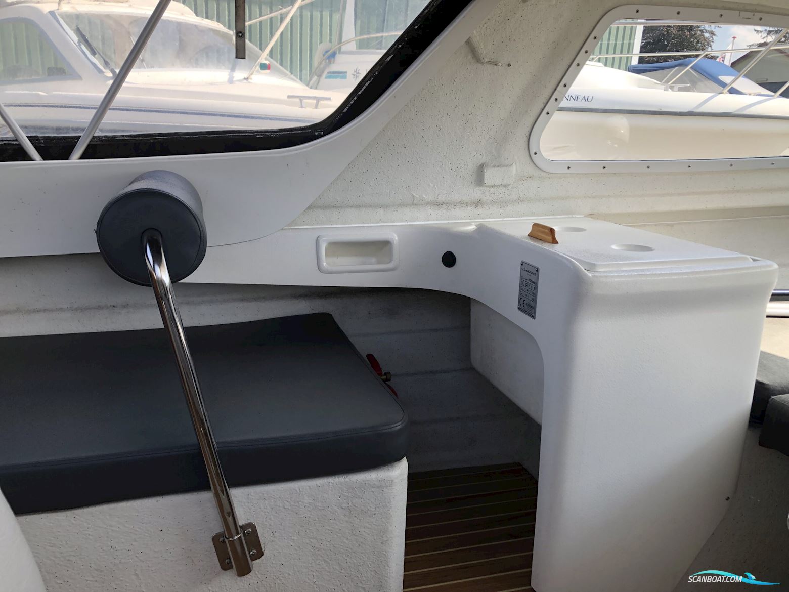 Crescent 535 Classic