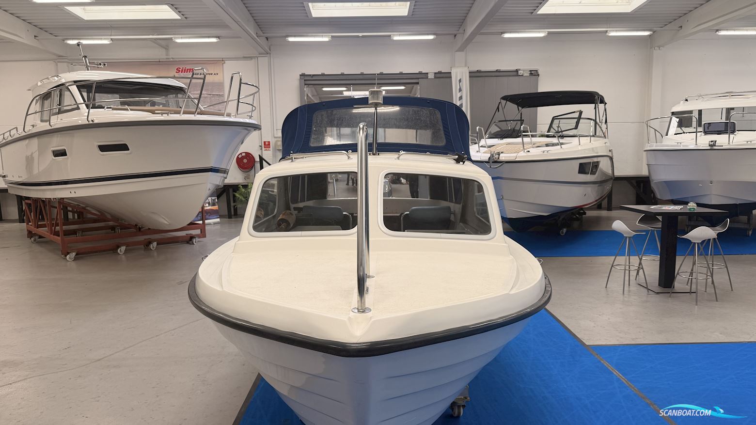 Crescent 535 Classic