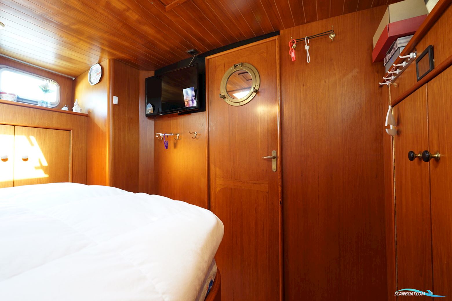 Crown Cruiser 11.90 OK