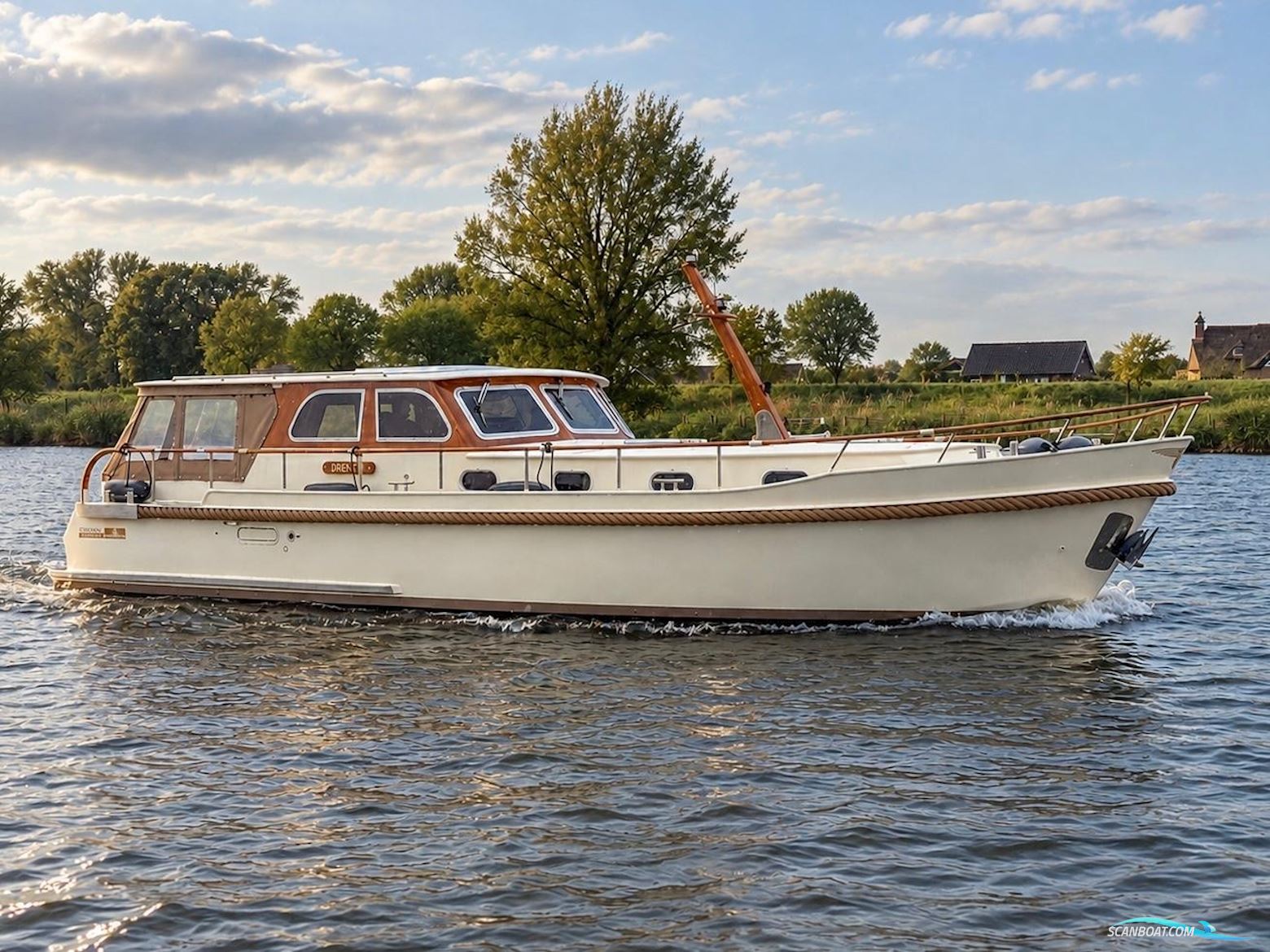Crown Cruiser 12.85 OK Spiegeldeur Motorbåt 2005, med Yanmar motor, Holland