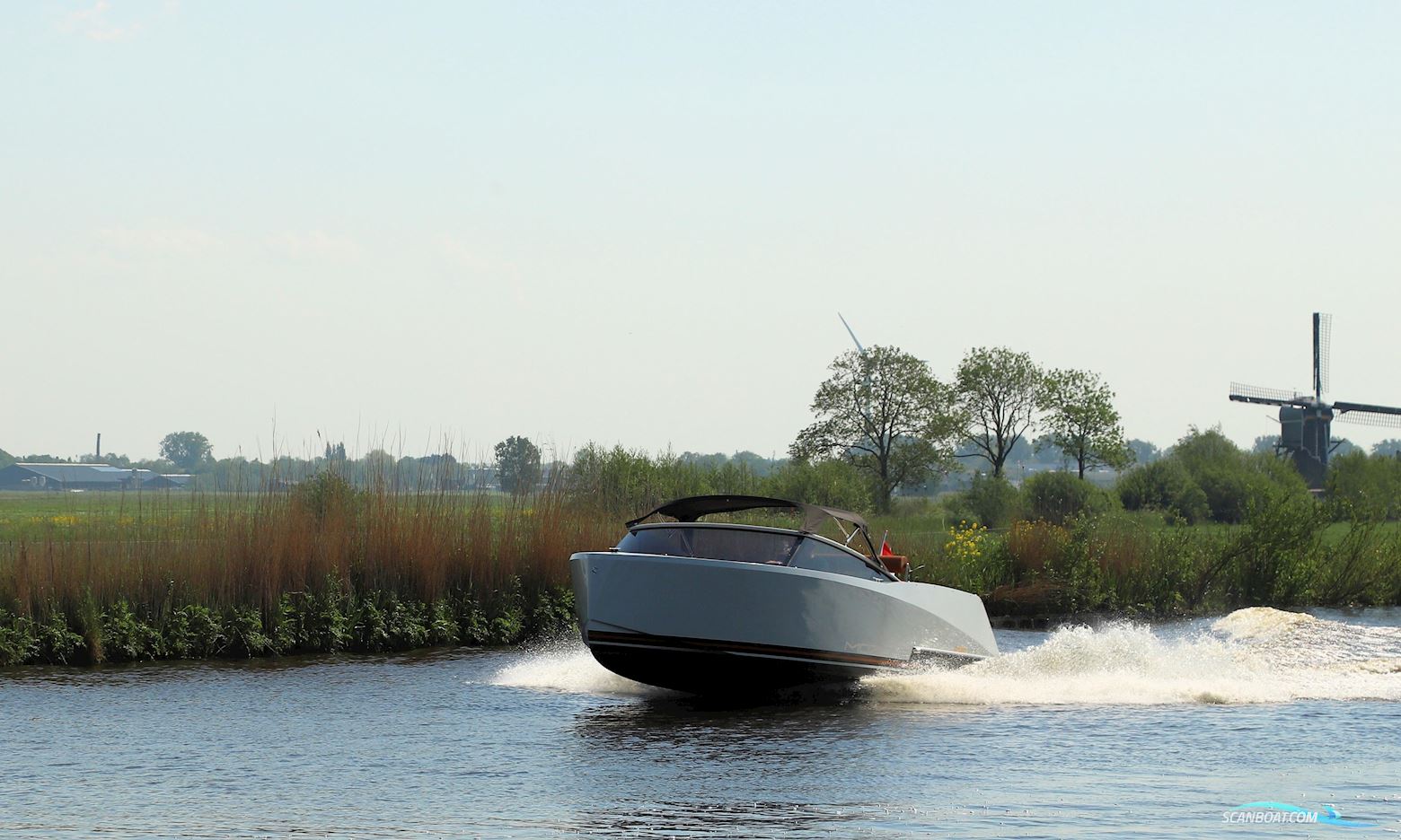 Crown Keyzer S24 Motorbåt 2023, med Tohatsu motor, Holland